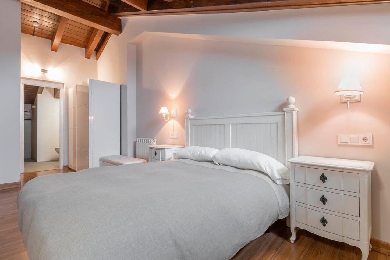 Hotel Palacio Ivan Tarin Monteagudo del Castillo エクステリア 写真